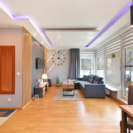 Aquamarina Seaview By Rent Like *