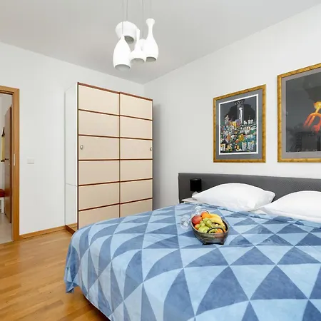 Apartment Aquamarina Seaview By Rent Like *